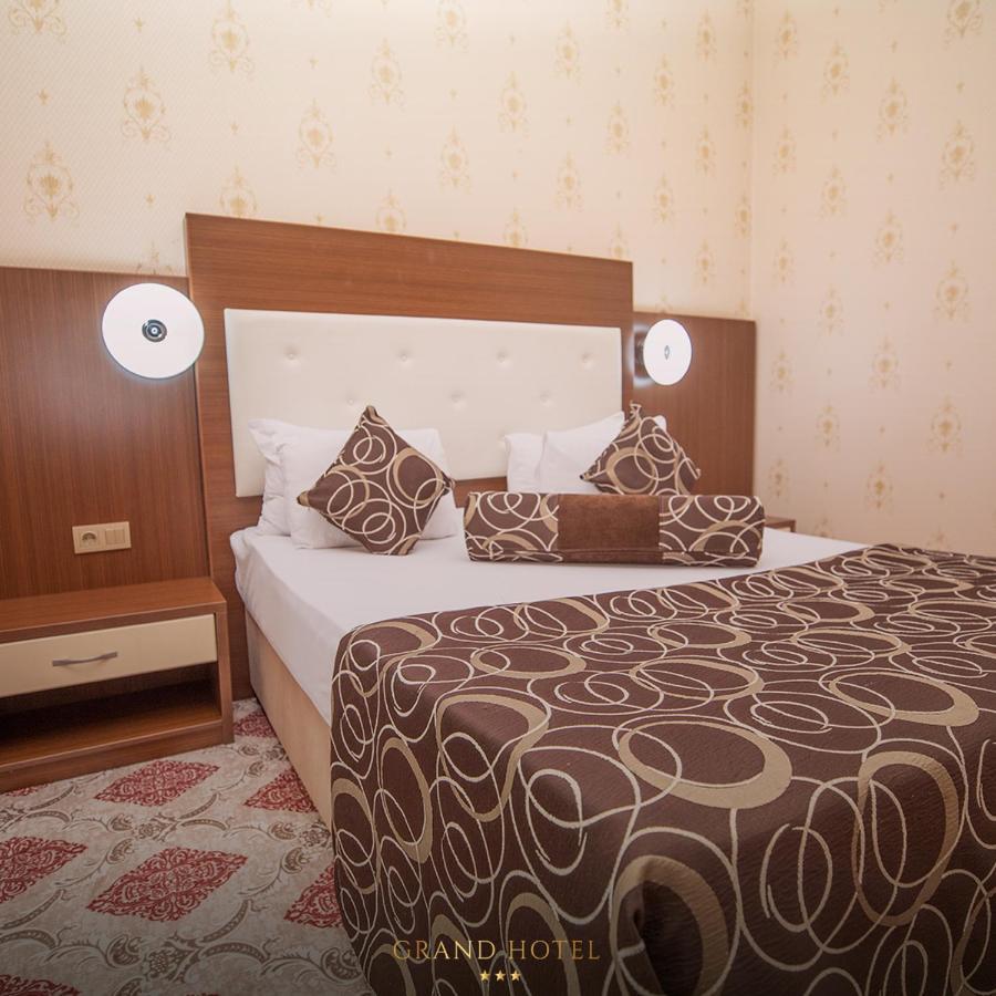 Grand Nakhchivan Hotel Exterior foto