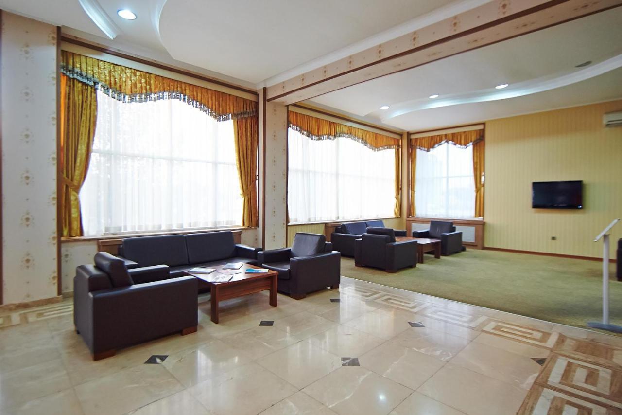 Grand Nakhchivan Hotel Exterior foto